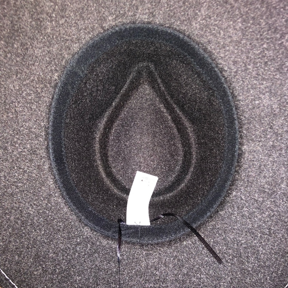 Fedora - Picture 4 of 5